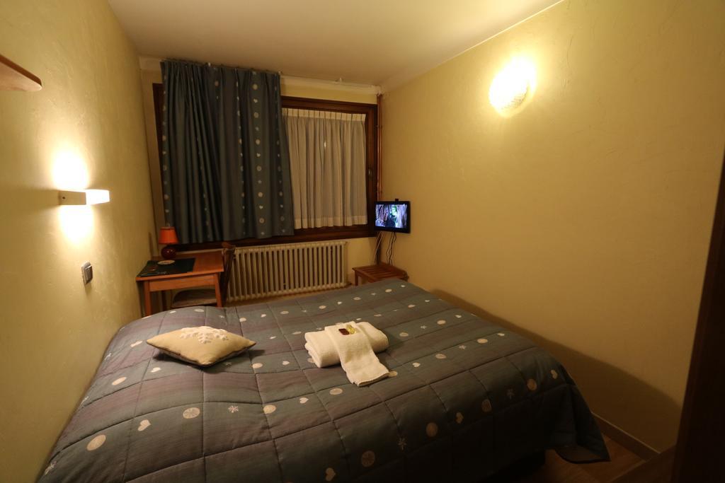Chris-Tal Hotel Les Houches Buitenkant foto