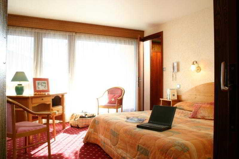 Chris-Tal Hotel Les Houches Buitenkant foto